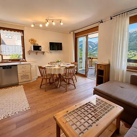 アパート Dorfblick Diamant - Panoramic & Ski-to-door *